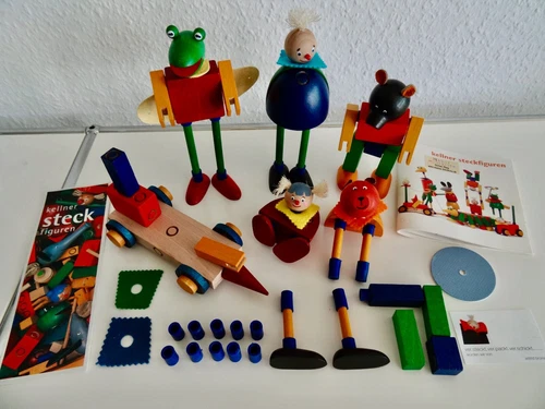 DDR Holzfiguren: großes  Kellner Steckfiguren Konvolut, mit Anleitungen