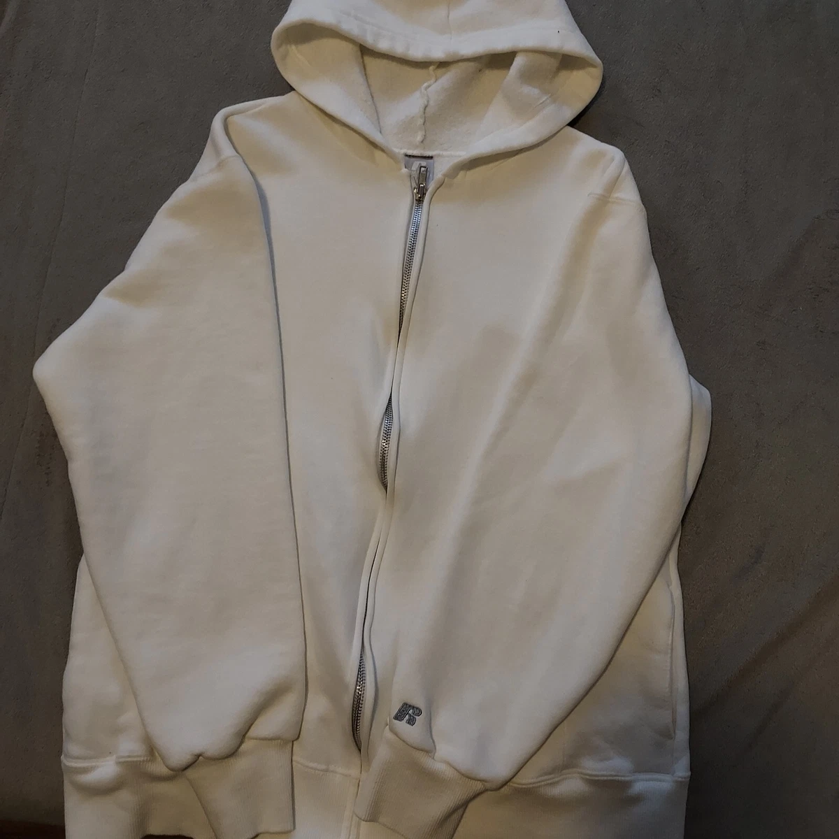 Uniqlo zipper deals wrong side
