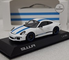 Porsche 911 R 991 White  Blue Stripes Edition Porsche Platz 12.2016 1:43 Spark