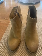 Marc Fisher Size 9 1/2 M Suede Leather Stefani Side Zip Ankle Boots Brown Bootie