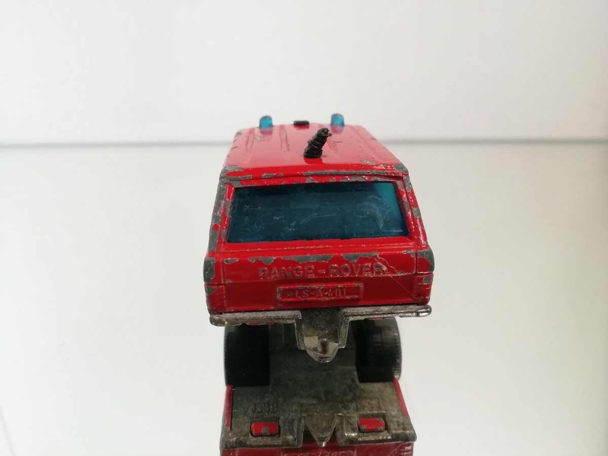 siku (ジク) No.1336 Rennfeuerwehr SIKU Unimog Fire Engine with Boat Fire Truck Diecast Model