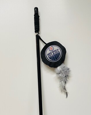 EDMONTON OILERS CAT PUCK TOY WAND INTERACTIVE TEASER