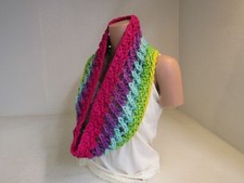 Handcrafted Cowl Multicolored Lots of Texture 100% Merino Female Adult