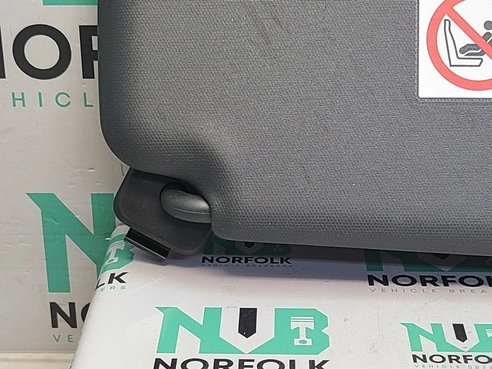 Parasol delantero izquierdo peugeot 2008 gt mk2 fl (p24e) 98265224 Foto 2 de 4