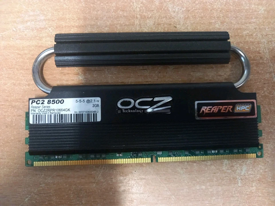 OCZ Reaper HPC Edition OCZ2RPR10664GK 2GB PC2-8500 DDR2 Desktop RAM - Unit Only - Image 2 of 4