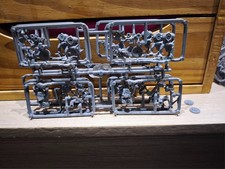 Warhammer Lizardmen Saurus Warriors x12 1996 OOP On Sprue GW