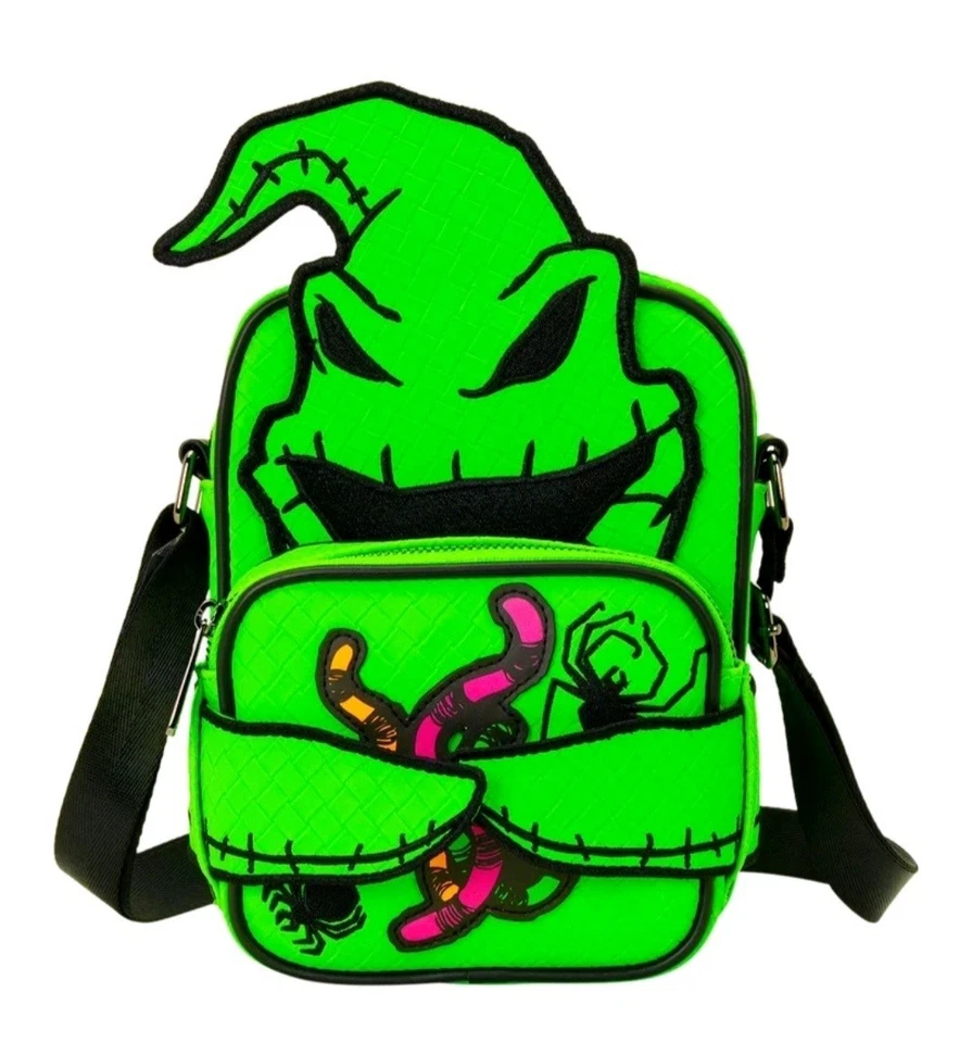 Bandolera y bolsa Loungefly Pesadilla antes de Navidad Brilla en la oscuridad Oogie Boogie Foto 2 de 4