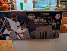Topps 2009 Yankee Stadium Opening Day 55-Card Team Set Sealed w/2 Relics Ltd Ed