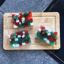 3 Mosaic Christmas Themed Soap Bars 3.5 oz Each New In Package Sealed Free Ship