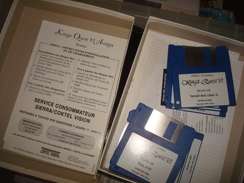 SET MIT 3 BOXEN VINTAGE SPIEL EPIC + KING S QUEST VI + DRAKKHEN AMIGA 500 - Bild 11 von 11