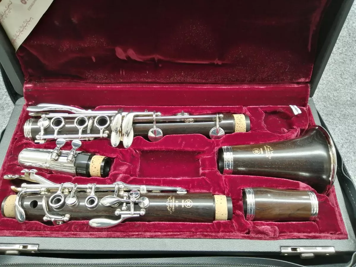 YAMAHA YCL-650 Bb Clarinet w/case #19397