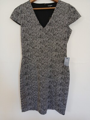 herringbone midi dress Women's Black & White Herringbone Stretch Cap Sleeve Midi Dress Express M  NWT