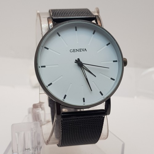 Geneva Quartz Women's Watch White Dial Stainless Steel Black Band....NEW BATTERY - Picture 2 of 9