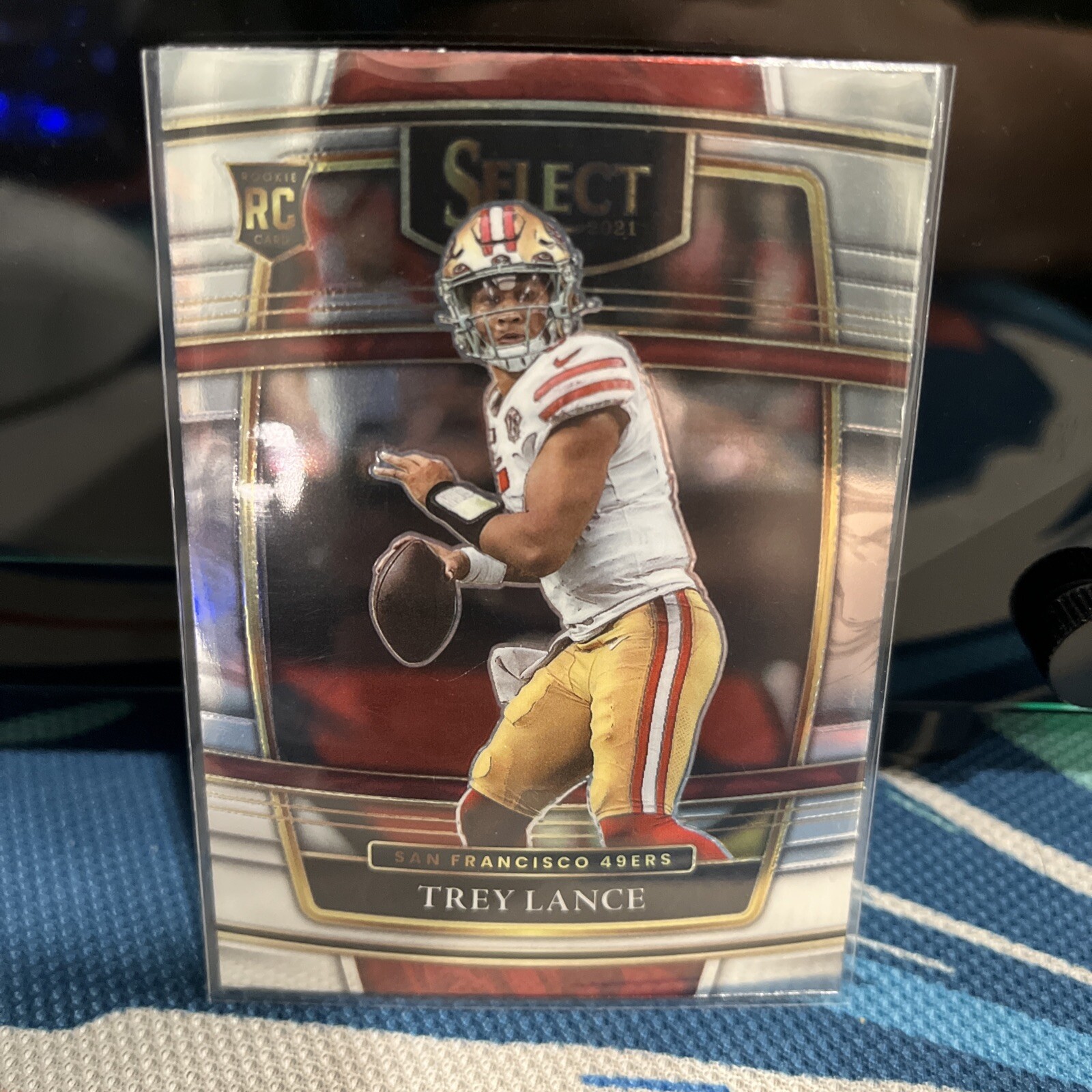 Trey Lance 2021 Panini Select Football Concourse Base Rookie RC #45. SF 49ers