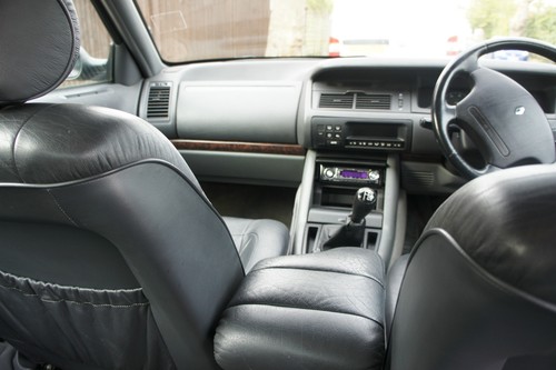 Renault Safrane 2.0i executive; these cars are becoming rare. - Picture 9 of 12