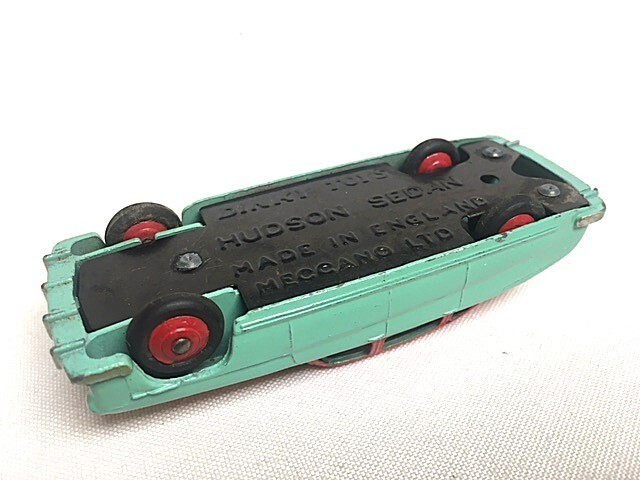 Vintage DINKY TOYS 1956 Hudson Sedan Commodore Highline Car