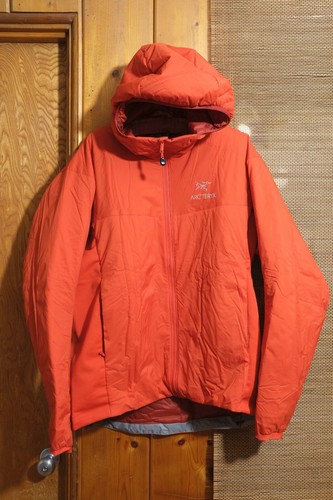 arcteryx atom lt hoody sambal