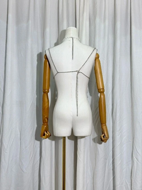 Lo último Sexy Mujeres Cuentas de Cristal Mujeres Chaleco Ropa de Calle Sujetador Top Cadena Hueca hacia el Cuerpo Foto 4 de 4