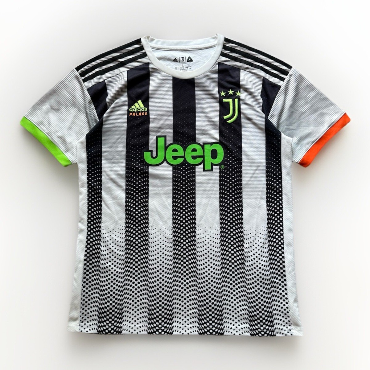 Tシャツ・カットソー Palace X adidas Juventus Authentic Fourth Jersey White AW 19 2019 Adidas Palace Skateboards Juventus Fourth Kit Jersey Sz