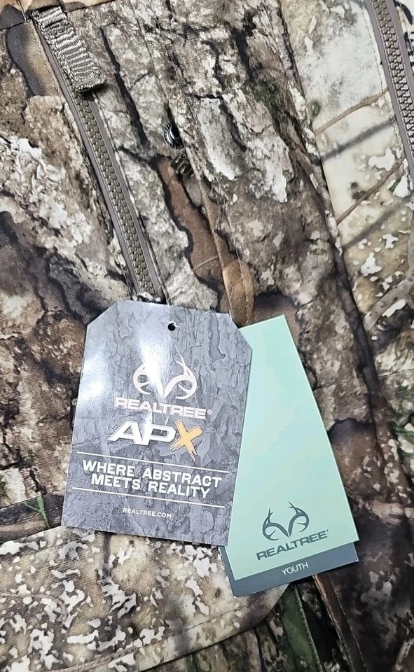 Realtree Youth Waterproof APX Camo Insulated Hunting Parka Coat Youth Small NWT - Image 3 of 4