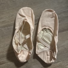 NEW Capezio Women's Canvas Juliet Pink Ballet Shoe Size 8.5 M