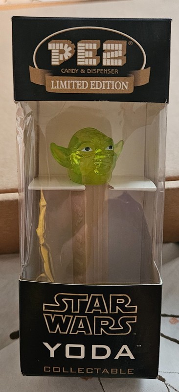 Star Wars Pez Limited Edition Crystal Yoda 2003