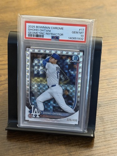 2025 Bowman Chrome Shohei Ohtani #17 Geometric Refractor SP /499 Dodgers PSA 10