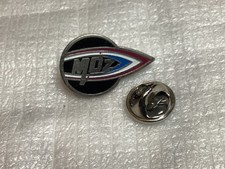 pins MDZ. marque planche SURF vagues mer