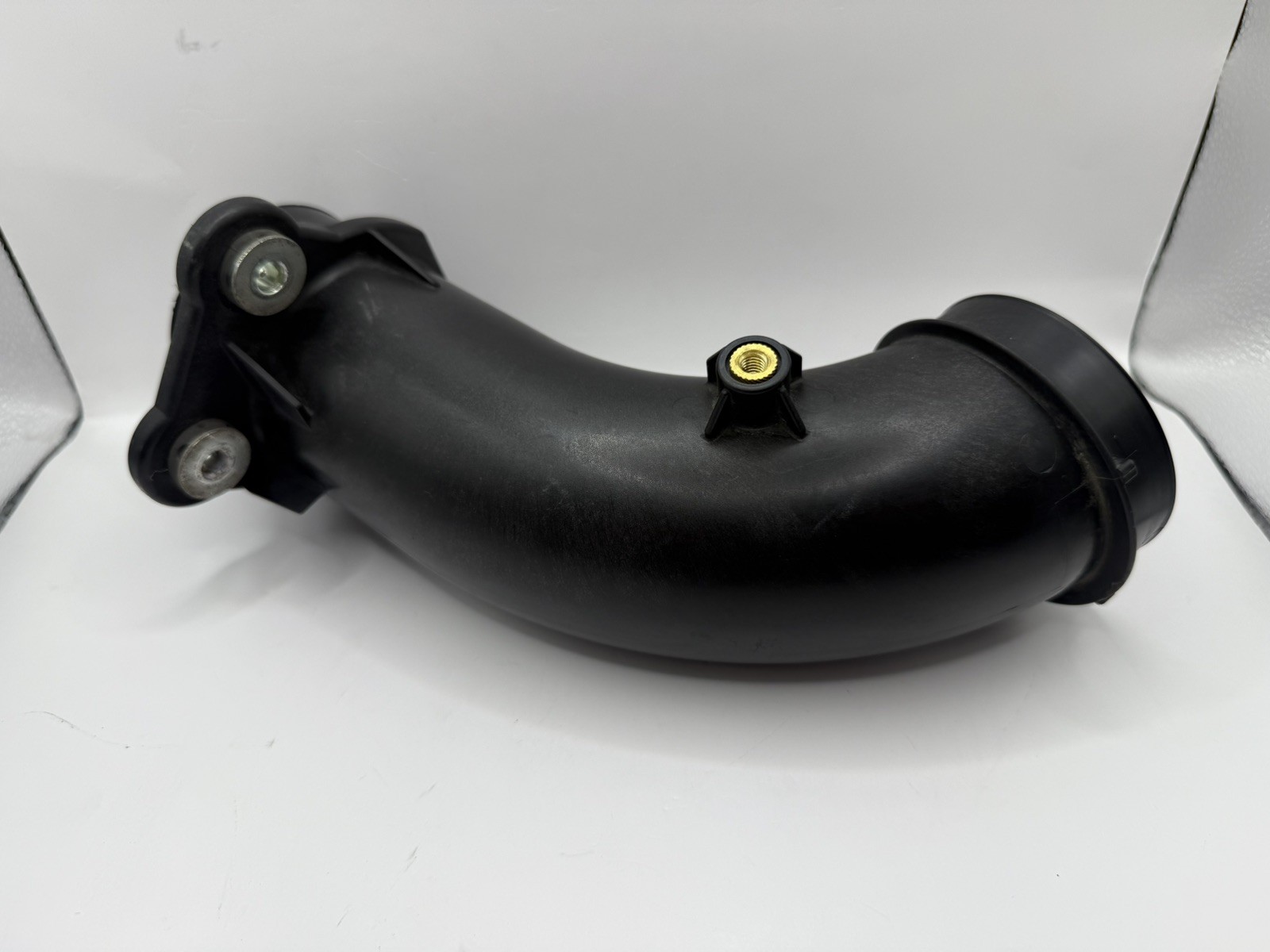 16-2020 Bentley Bentayga 6.0L W12 Left Air Cleaner Intake Tube Hose 36A129615A