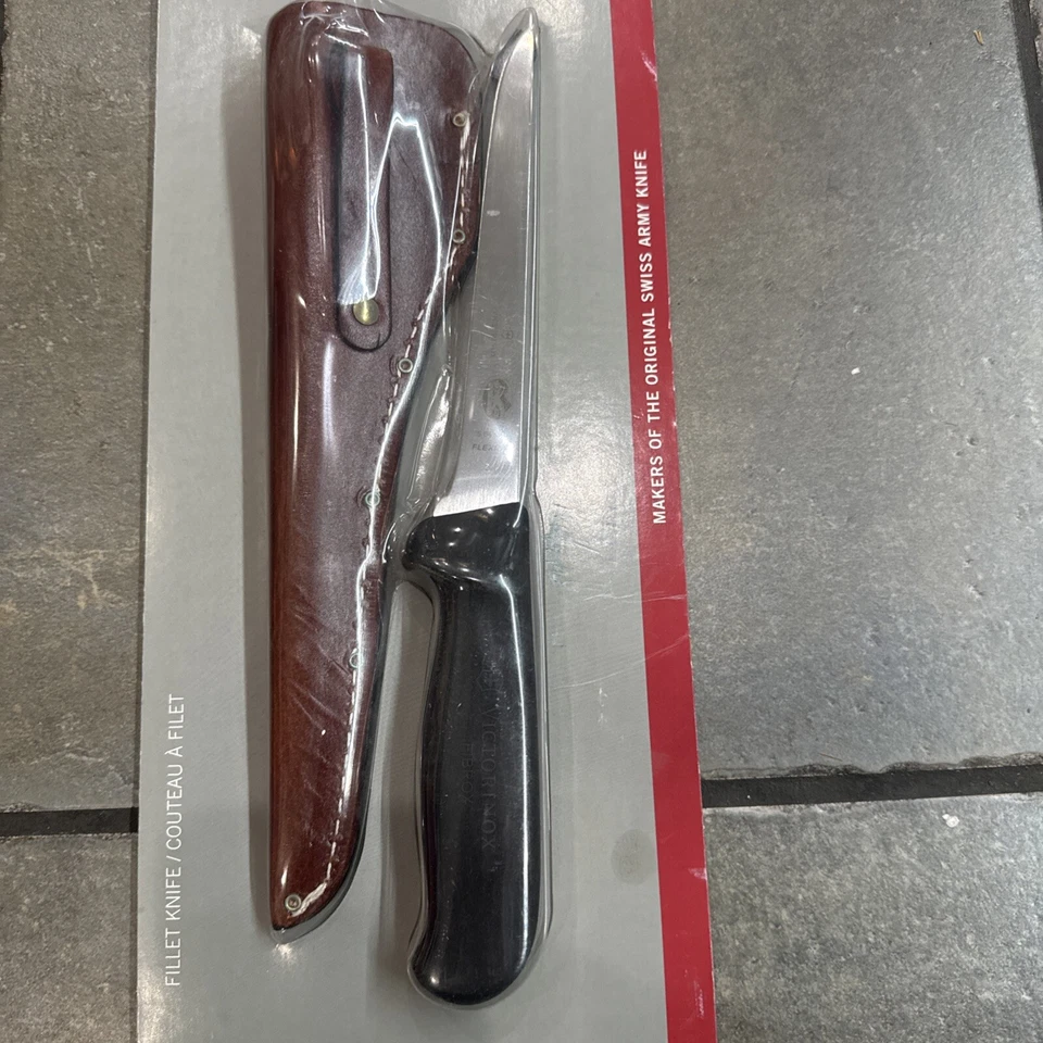 "Cuchillo deshuesador Victorinox 6"" curvo Fibrox Pro acero inoxidable de alto carbono/vaina" Foto 2 de 4