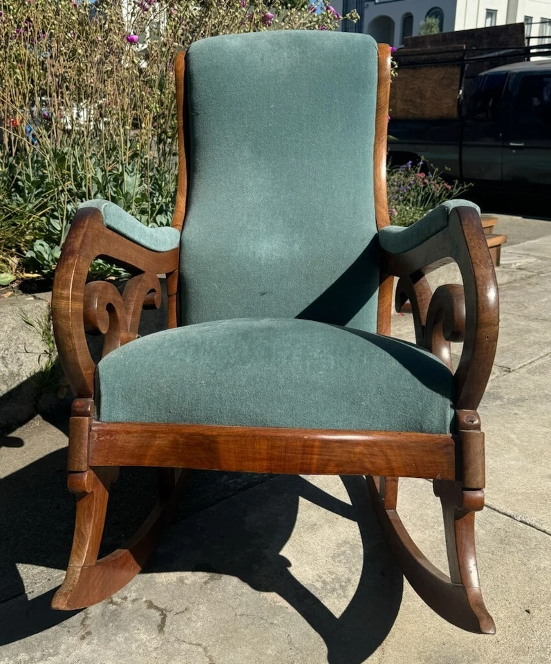 Антикварное кресло-качалка в стиле Линкольна  - Изображение 4 из 4