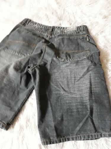 Pantalones cortos de mezclilla desgastados Brooklyn Express para hombre talla W38 (38 x 13 reales) lavado mediano - Imagen 9 de 12