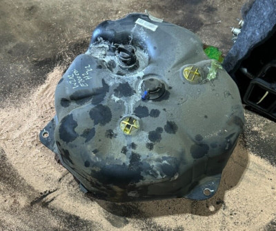 Mercedes W212 E220CDI BlueTEC Adblue Tank & Additivpumpe A2124700200 A0994710475