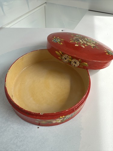 Vintage Red Art Deco Round Powder Compact Box Flower Floral Rose Paint Trinket - Picture 2 of 4