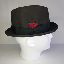 Fedora Hat CHAMP Feel The Felt Kasmir Finish Brown Black Red Feather 6 7/8