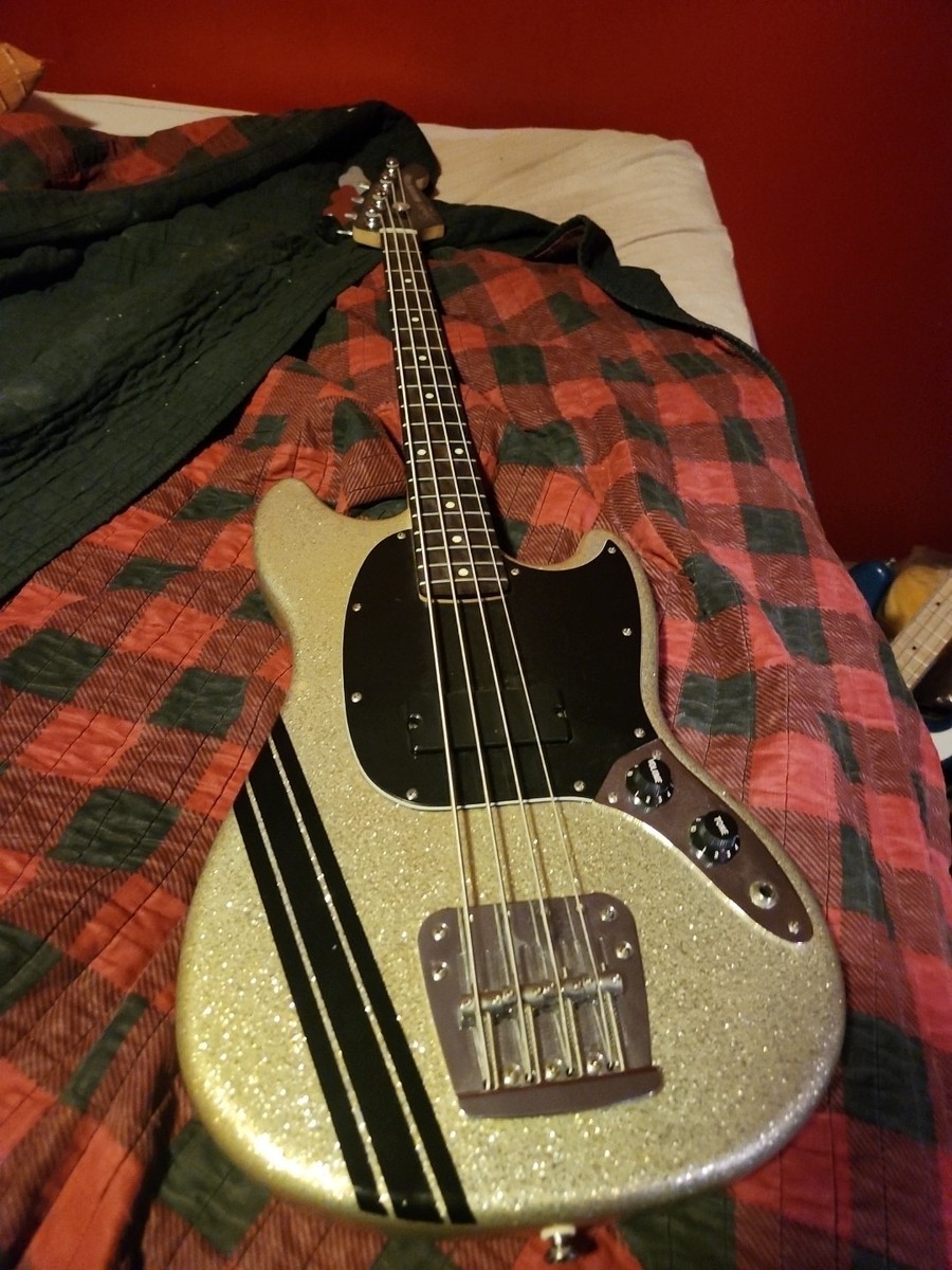 RARE 2012 Squier Mikey Way Signature Mustang Bass Short Scale