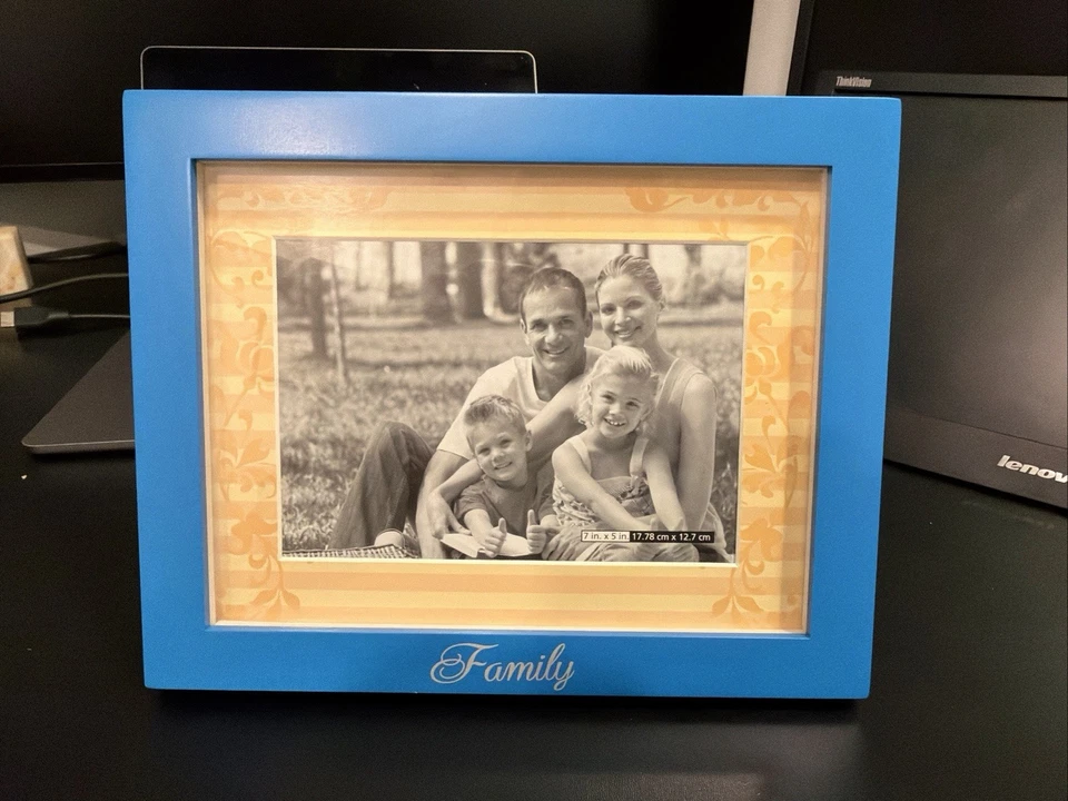 Marco de fotos de papiro azul para fotos de 5x7 Foto 3 de 3