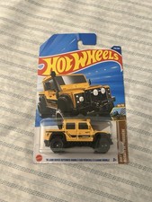 2025 HOT WHEELS  15 LAND ROVER DEFENDER DOUBLE CAB,  10/10 DIRT, 179/250 NIP