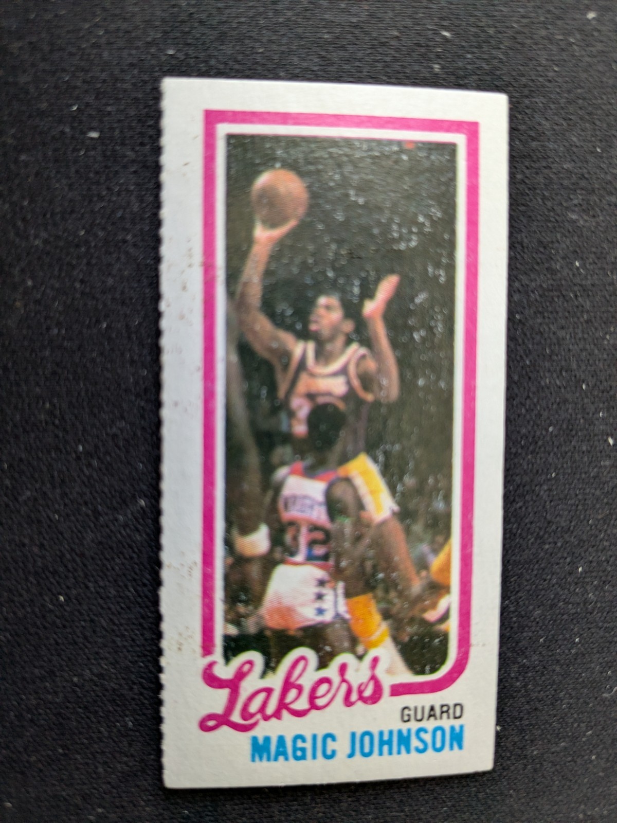 1980-81 Topps Basketball Card # 139 Magic Johnson RC - Los Angeles Lakers (EX/NM