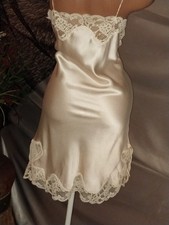 VTG SILK PINK IVORY CHANTILLY LACE SLIP DRESS NIGHTGOWN NOS 50S 60S NEGLIGEE M