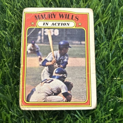 1972 Topps Baseball Maury Wills Dodgers In Action Card #438 Creased C4