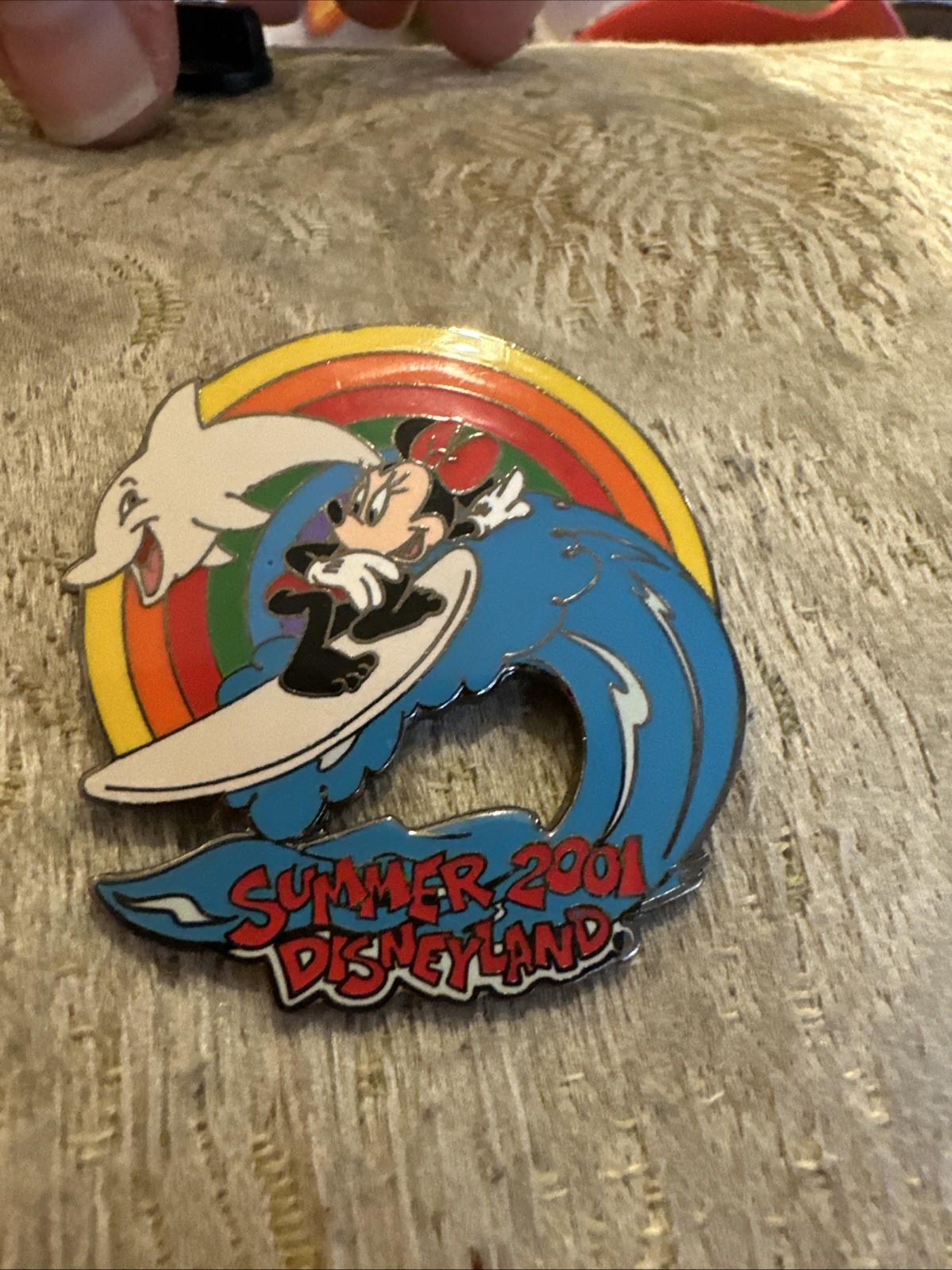 Disneyland Minnie Mouse Surfing, Summer 2001 Pin LE 3600