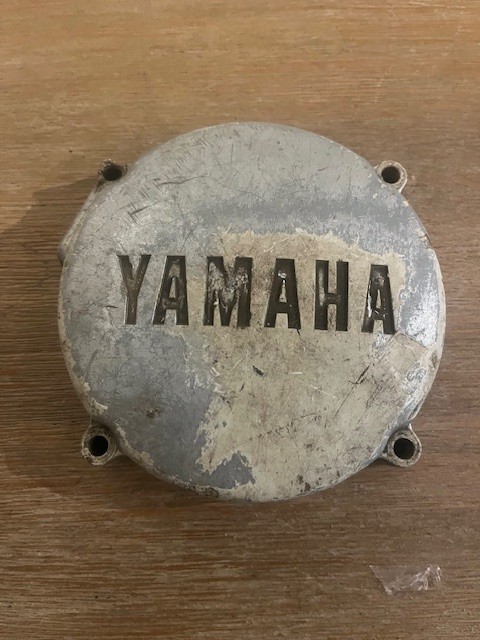 アクセサリー 5378)Yamaha FantasticRacing Calendar1987 1987 Yamaha YZ125 Flywheel Stator Magneto Cover Case 1LX-15411-00