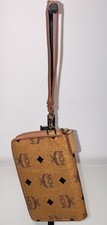 AUTHENTIC MCM COGNAC VISETOS SMALL COMPACT ZIP AROUND WRISTLET/WALLET EXCELLENT 