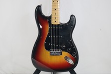 Squier by Fender CST-30
