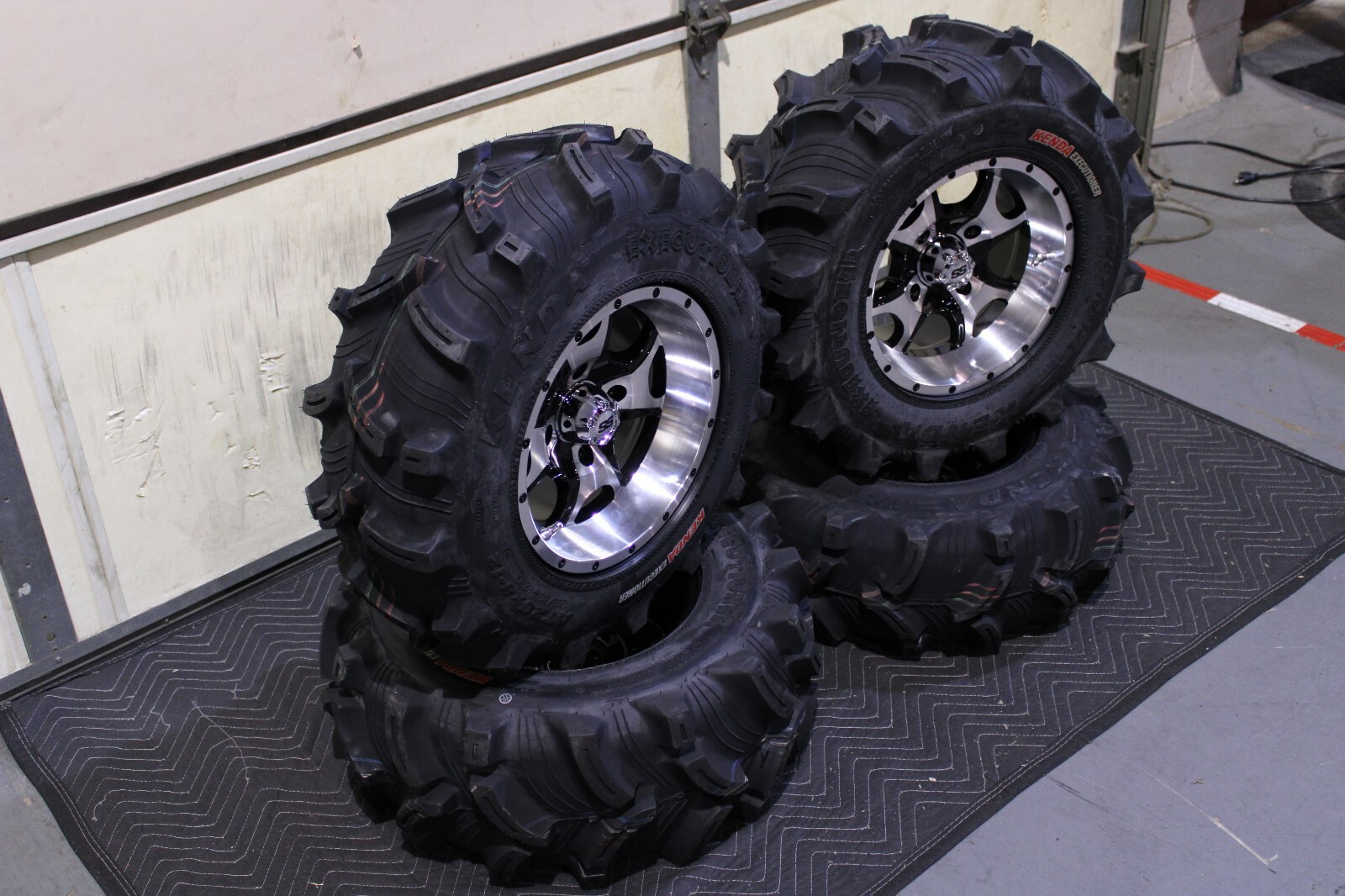 SUZUKI KING QUAD 750 25" EXECUTIONER ATV TIRE & COBRA M/B WHEEL KIT