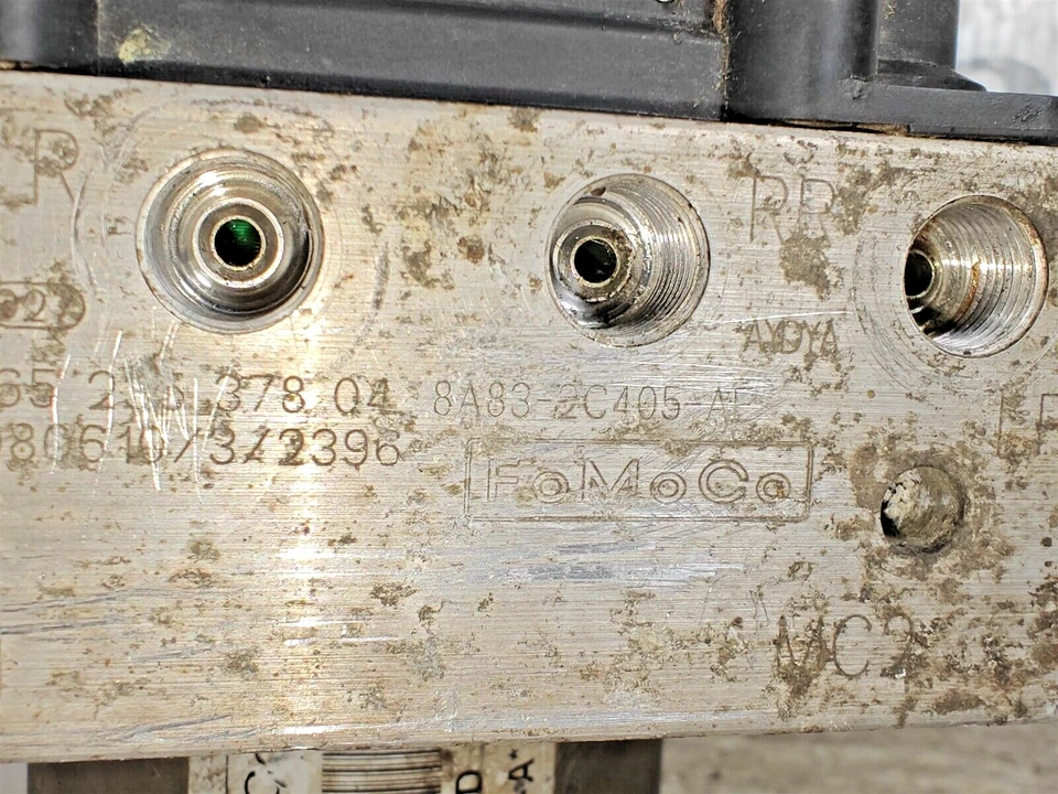 Módulo de control de bomba de freno antibloqueo ABS Ford Flex 2009 8A832C405AE OEM 5K3 159 Foto 4 de 4