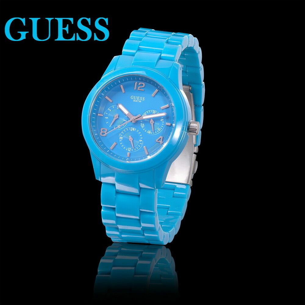 Montre GUESS W11603L5 design chic boîtier acier et mouvement quartz haut de gamme