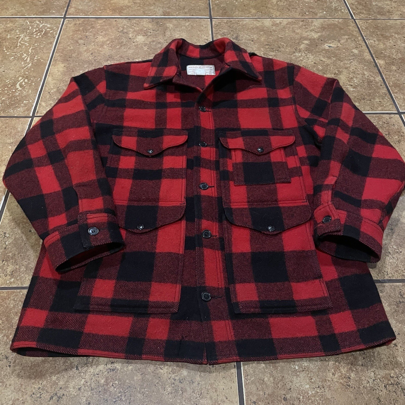 VTG Filson Buffalo Plaid Red LOT 110 Mackinaw Wool Jacket Size 46
