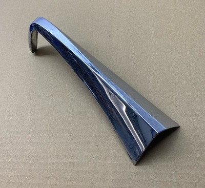 Mercedes W111 Große Heckflosse Peilsteg Zier Stab Leiste Chrom links 1116900379